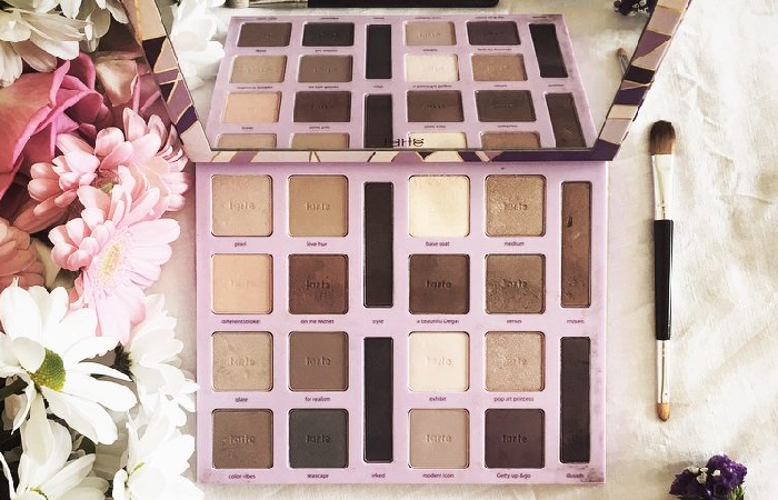 Overall Review of the LIMITED EDITION Color Vibe Palette By Tarte