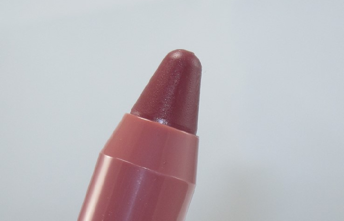 Things You MUST Know About The Neutrogena MoistureSmooth Color Sticks (2)
